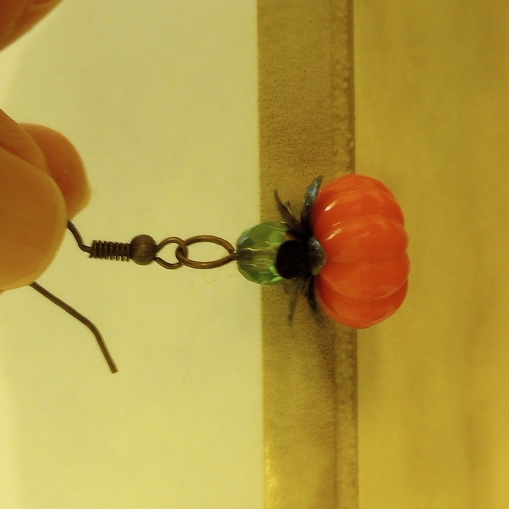 Halloween Pumpkin Earrings - Picture 3 of 3